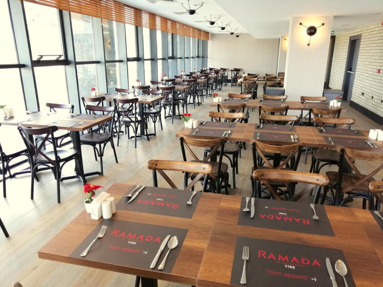 Hotel Ramada By Wyndham Tire Extérieur photo
